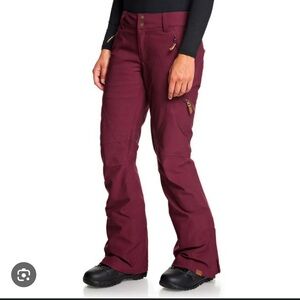 Roxy Women’s Snowboard Pants NWT